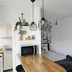 Balcony View Tour Eiffel