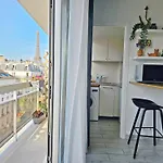 Balcony View Tour Eiffel